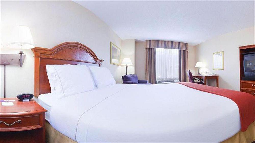 Holiday Inn Express Hotel & Suites Dayton-Centerville By Ihg Exterior foto