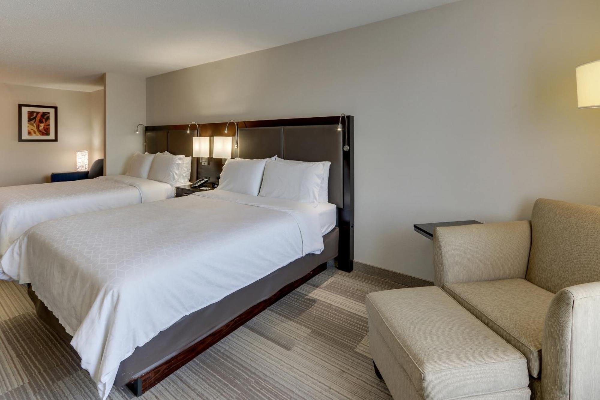 Holiday Inn Express Hotel & Suites Dayton-Centerville By Ihg Exterior foto